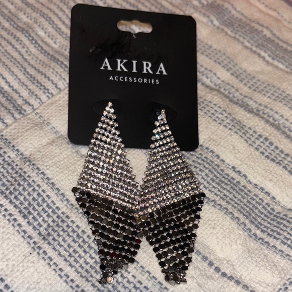 AKIRA Black and Silver Geometric Earrings - Picture 1 of 4